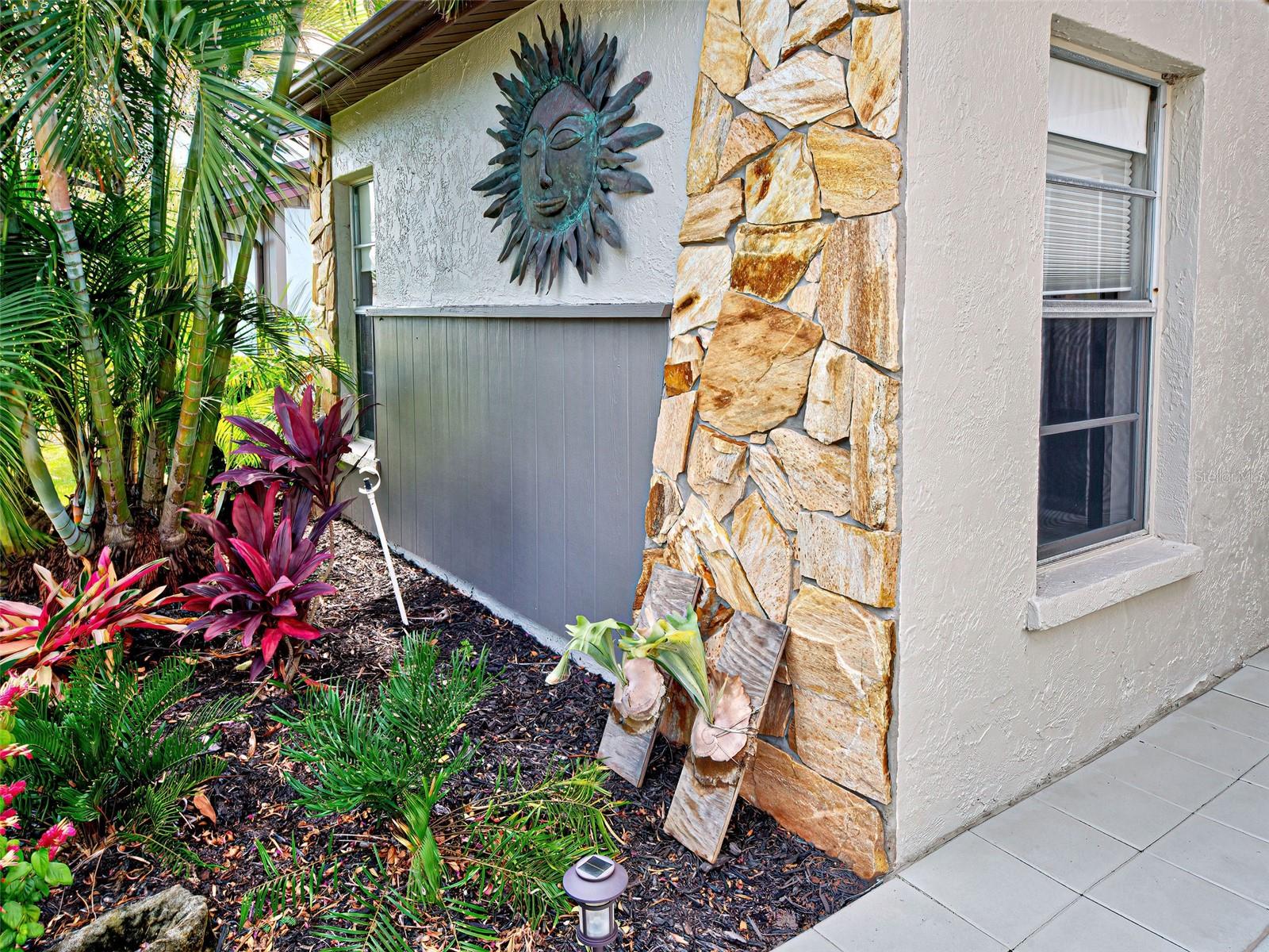 FOXWOOD - Residential