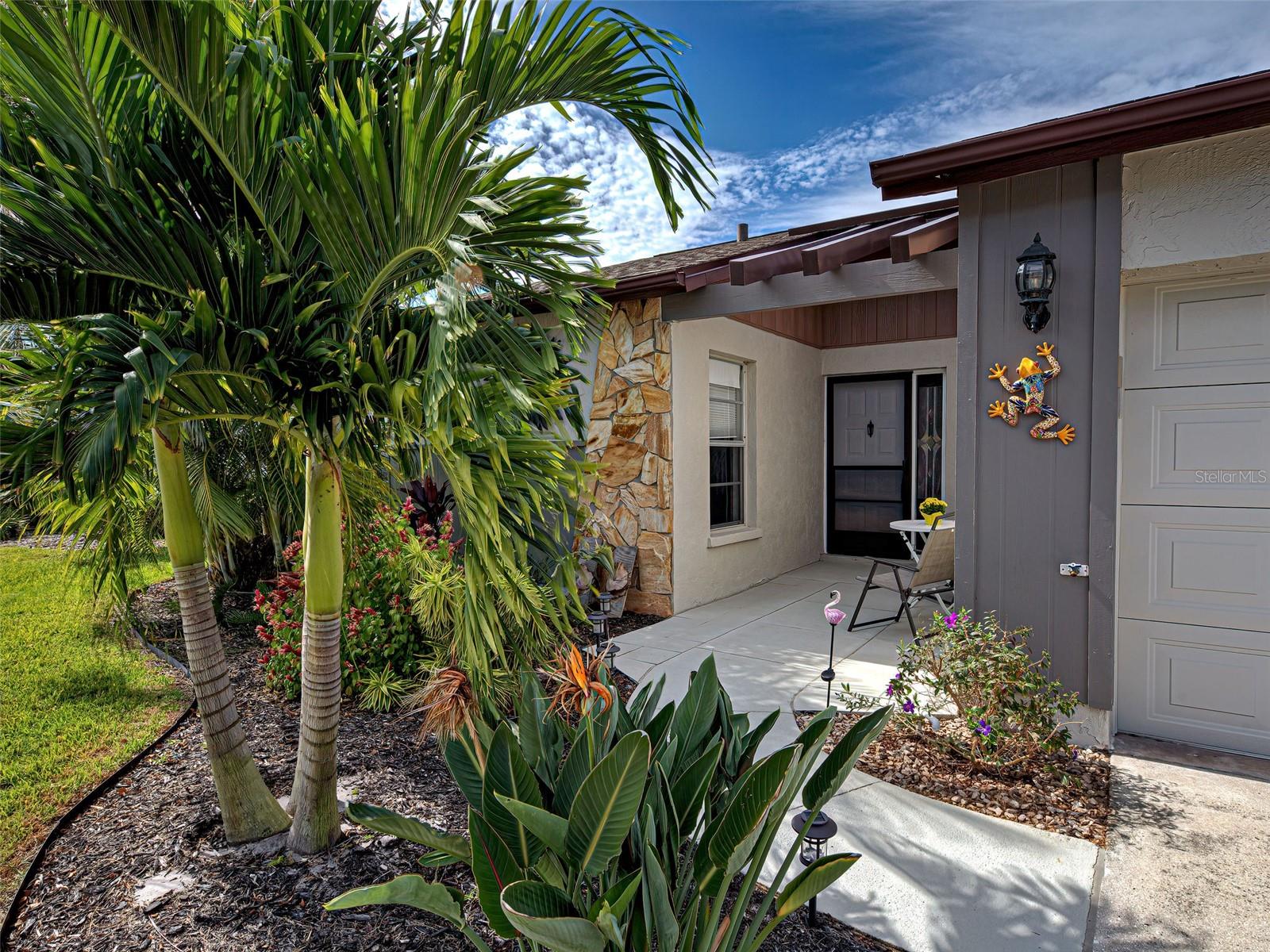 611 CHESTNUT LANE none