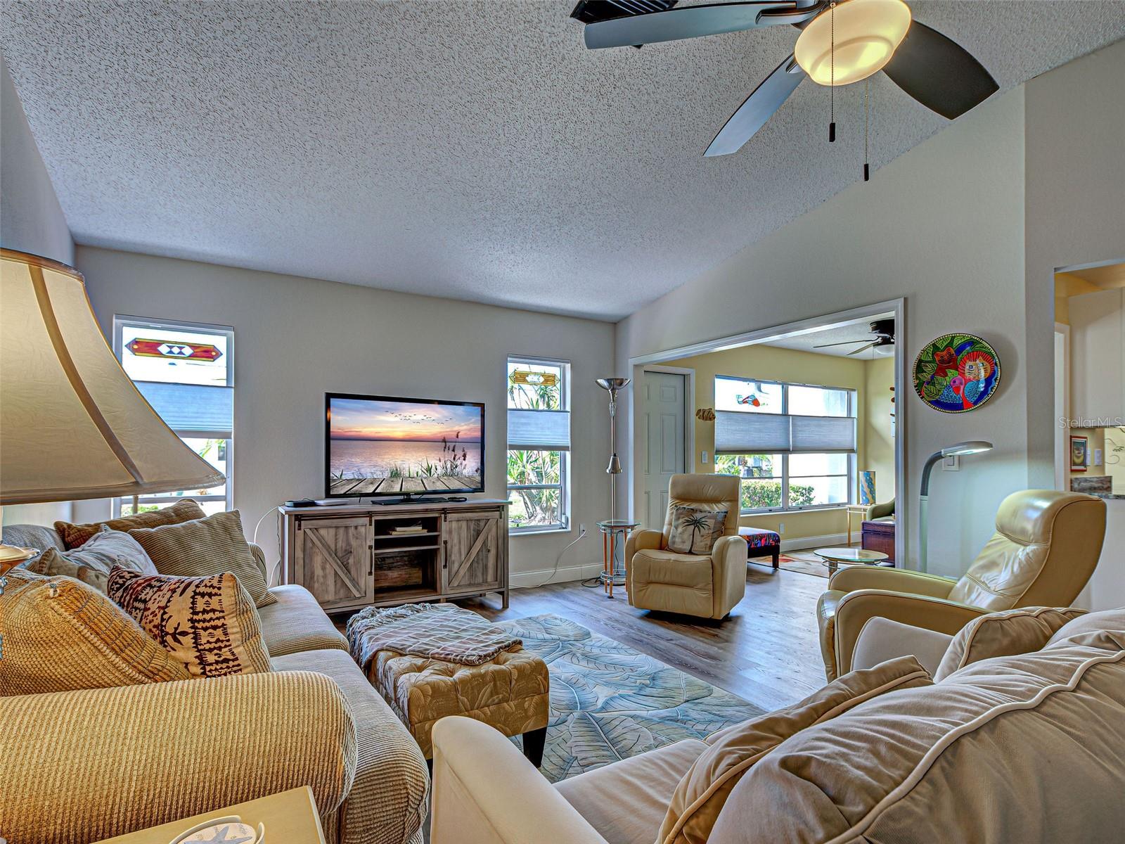 FOXWOOD - Residential