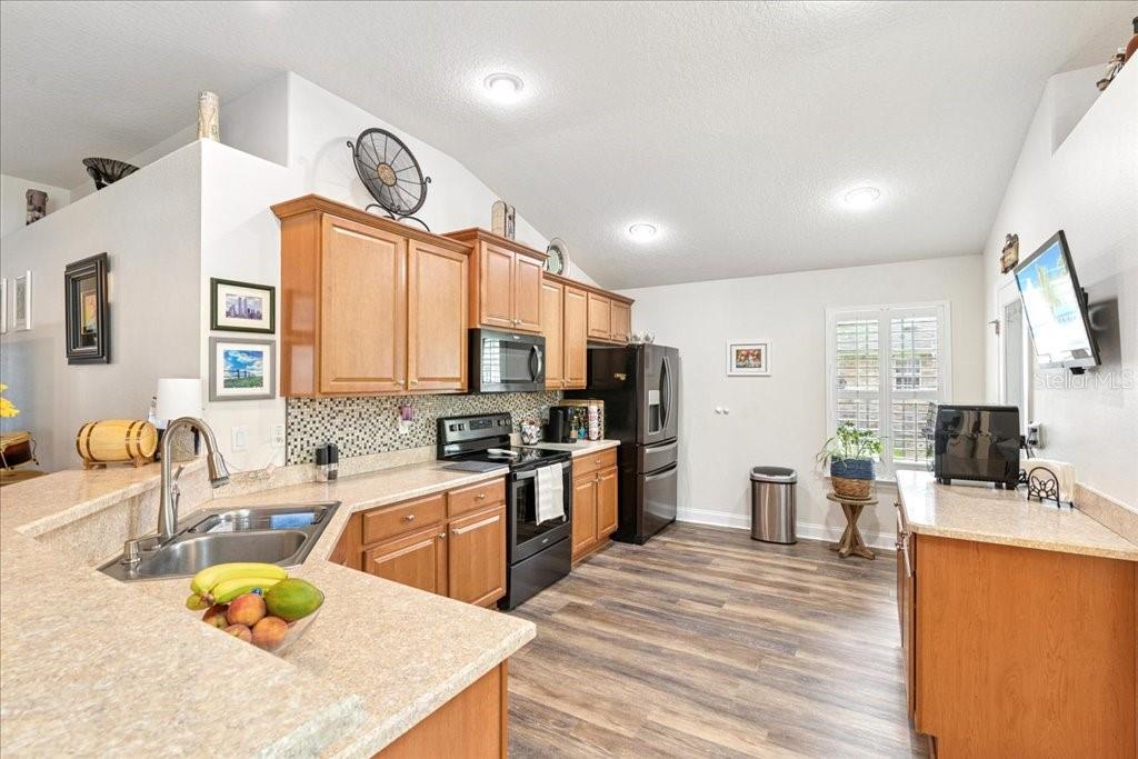 15 WHIRLAWAY DRIVE