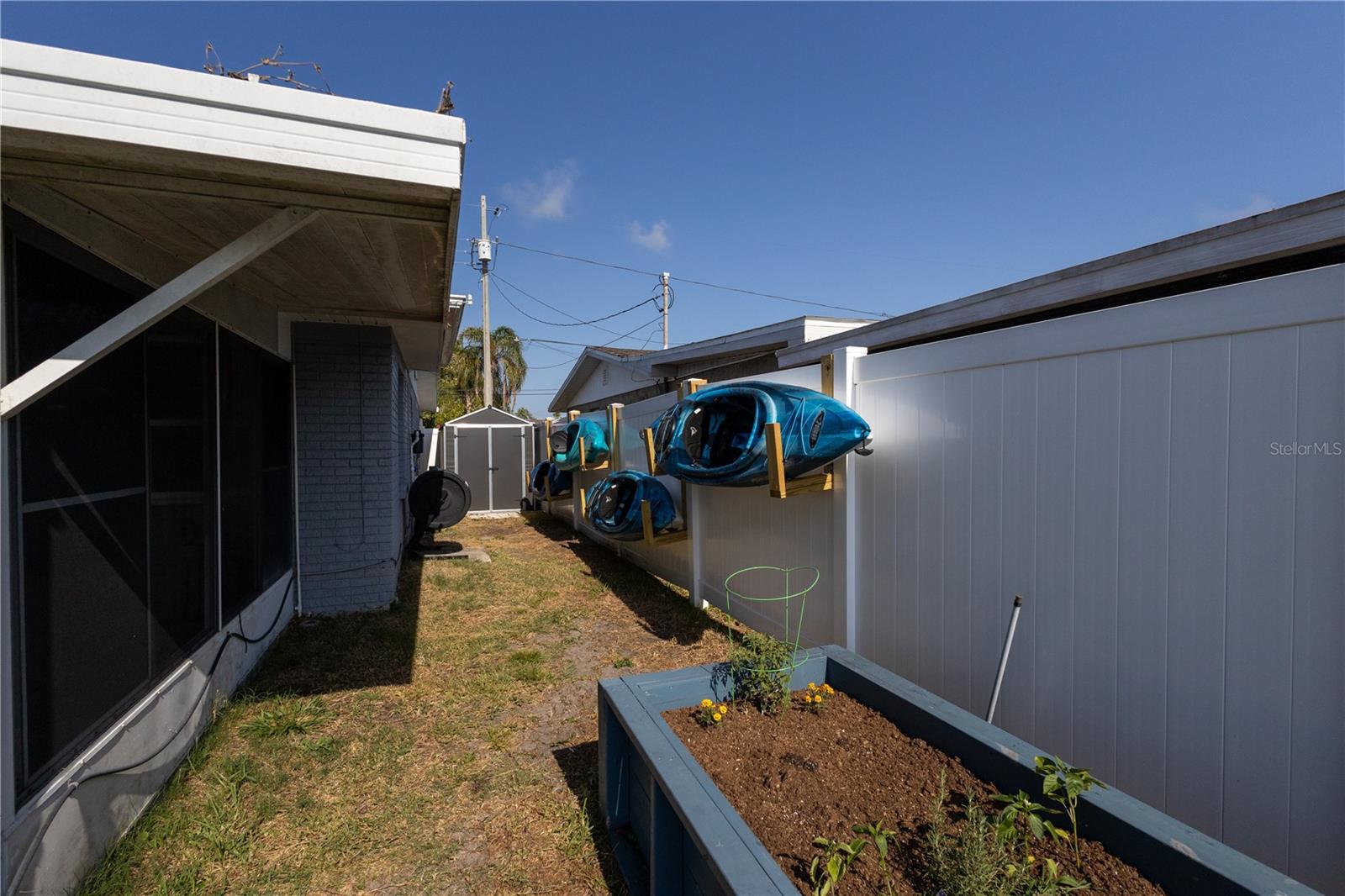 LEISURE BEACH - Residential