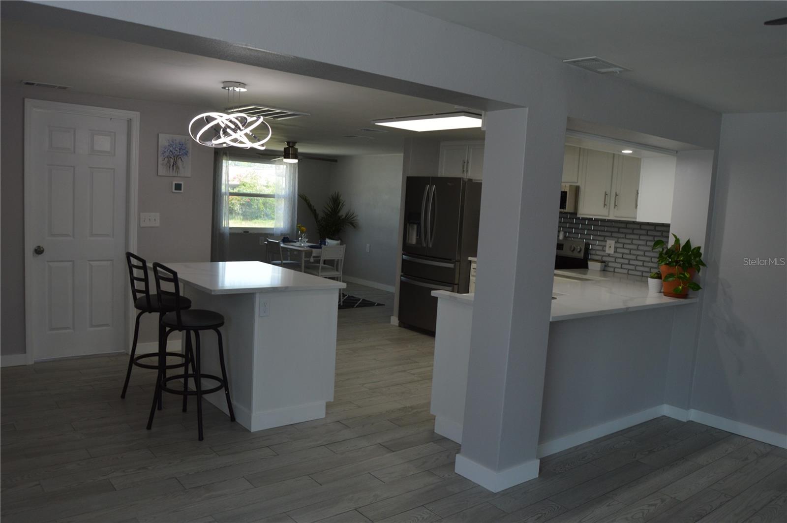 LEISURE BEACH - Residential