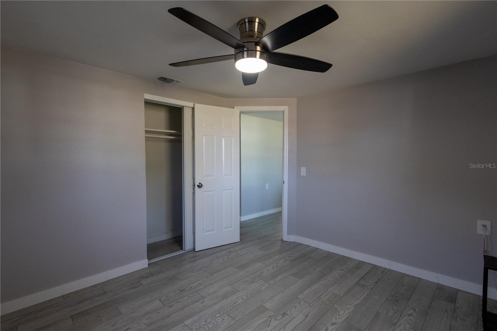 LEISURE BEACH - Residential
