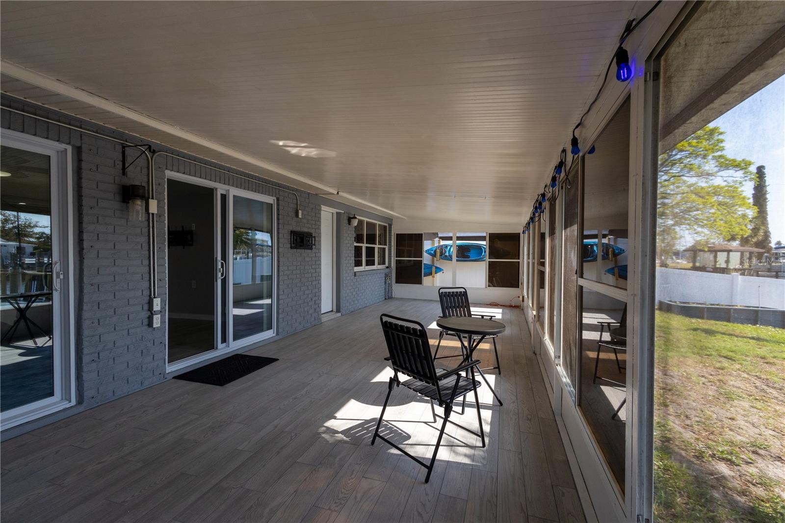 LEISURE BEACH - Residential