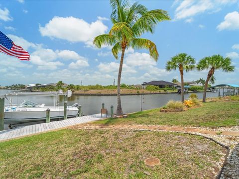 A home in PORT CHARLOTTE