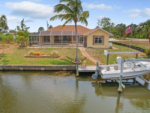 A home in PORT CHARLOTTE