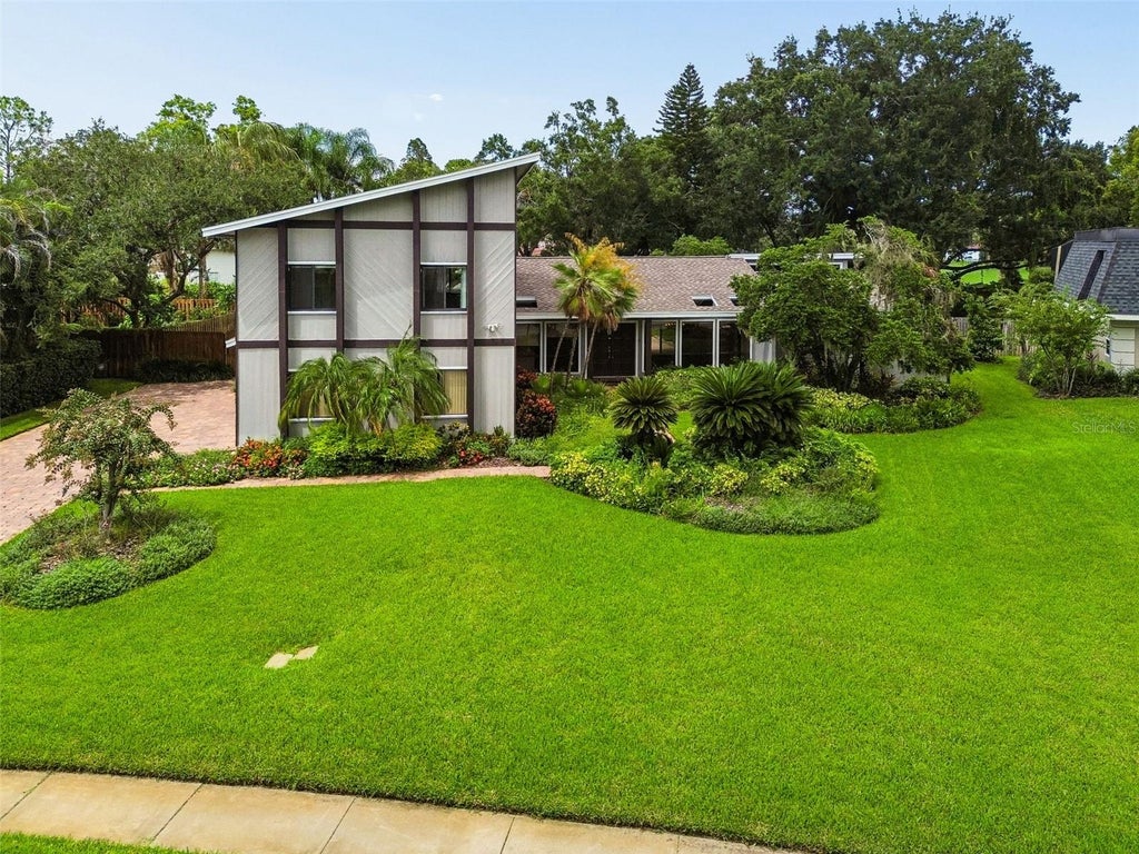 Photo of 4407 Carrollwood Village Drive, Tampa, FL 33618 (MLS # TB8536714)