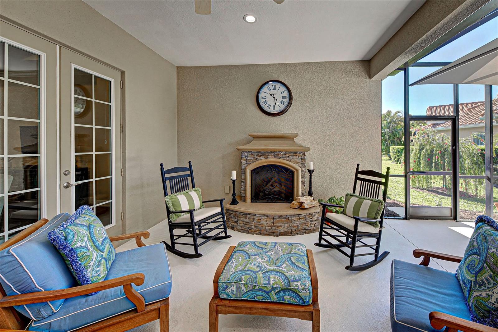 SAWGRASS - Residential