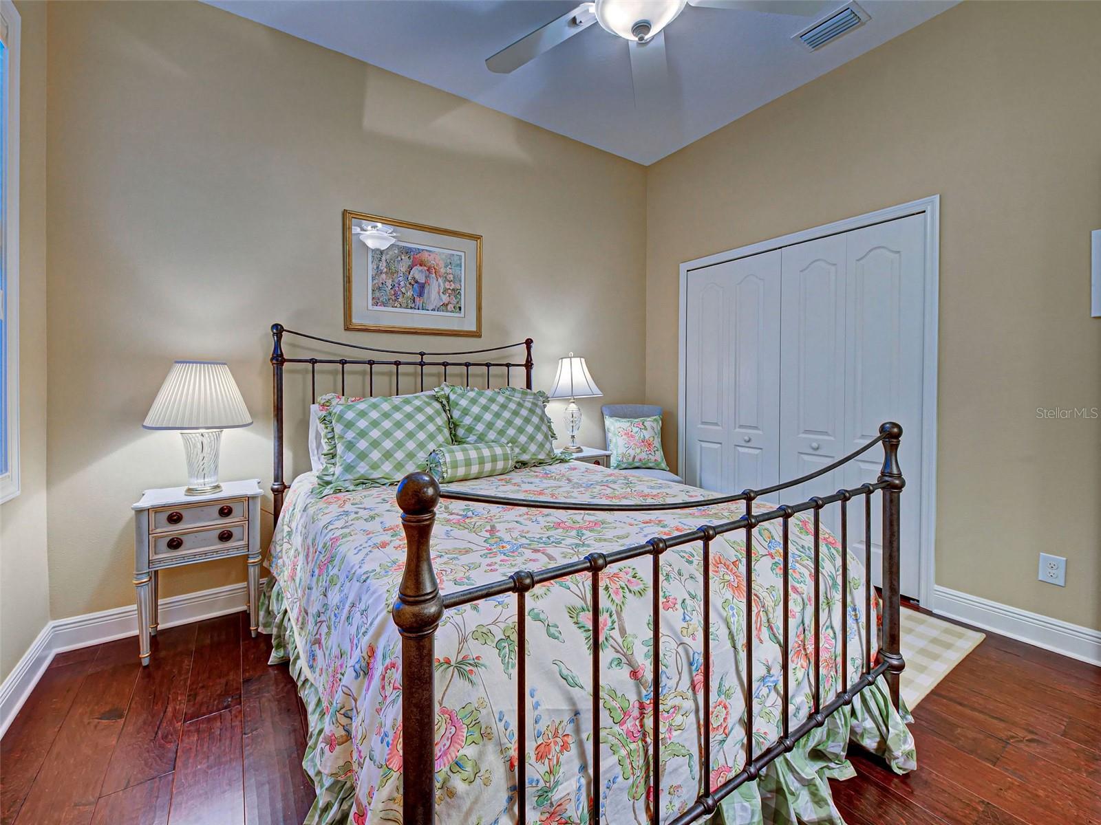 SAWGRASS - Residential