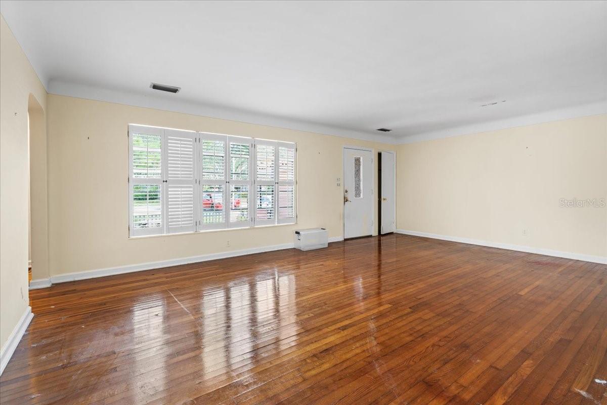 267 SNELL ISLE BOULEVARD NE