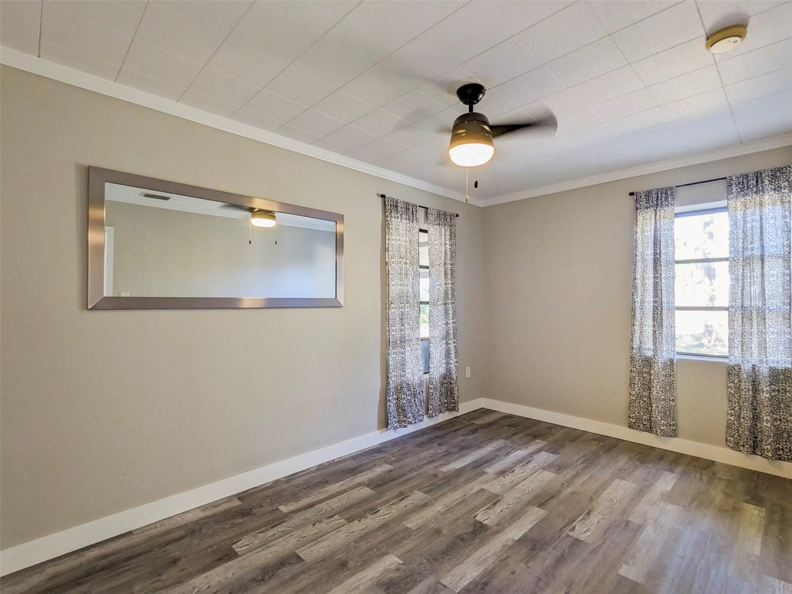 MARINELAND - Residential Lease