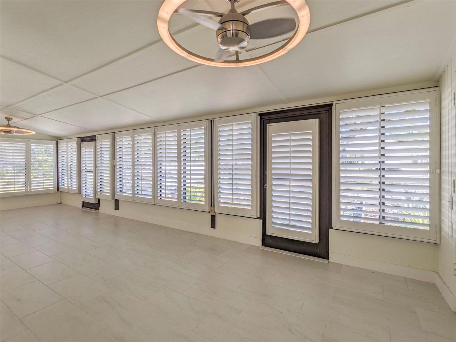 MARINELAND - Residential Lease