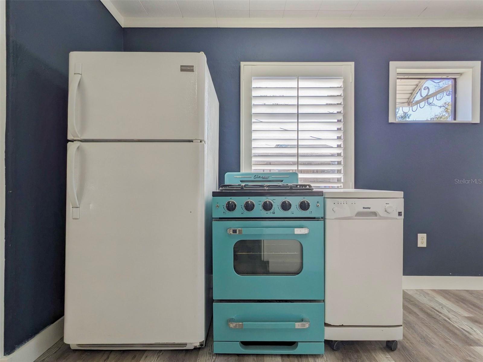 MARINELAND - Residential Lease