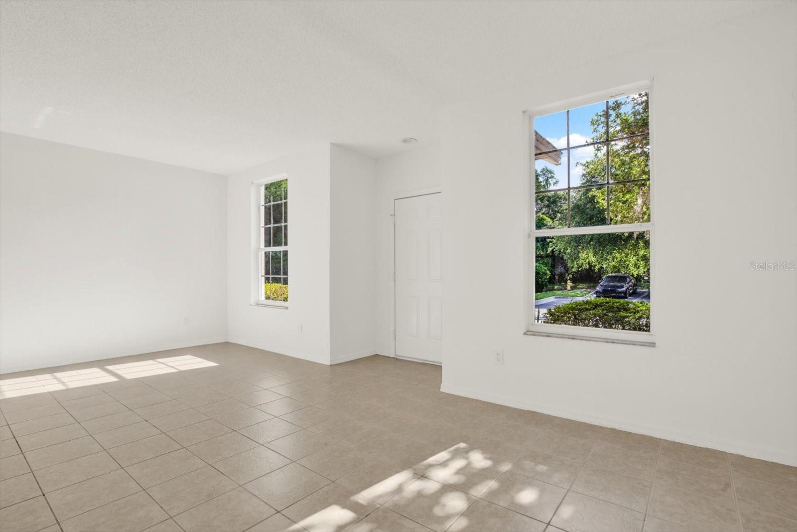 1439 SEDGWICK DRIVE