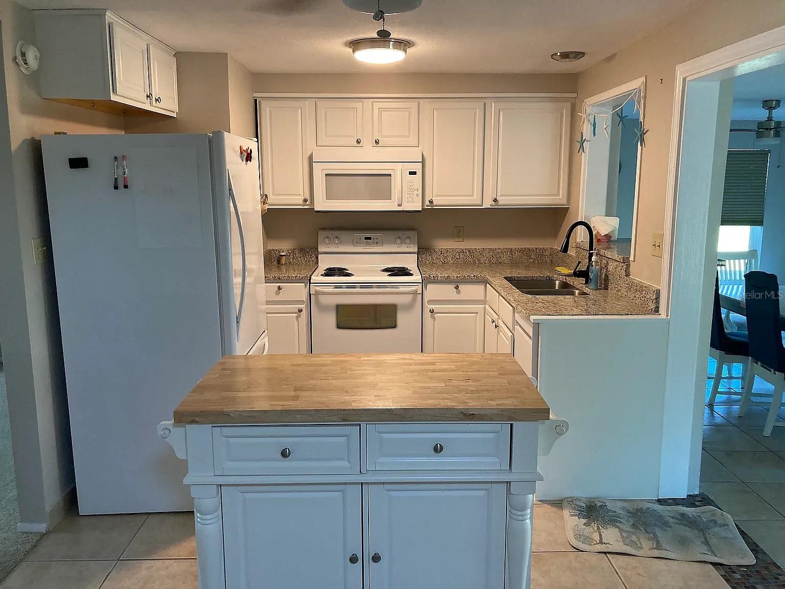 361 E TARPON BOULEVARD NW, PORT CHARLOTTE, FL, 33952 4 361 E TARPON BOULEVARD NW