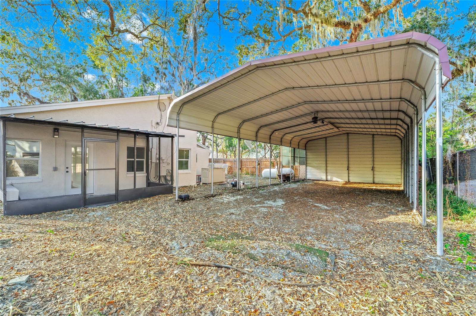 MAYFAIR - Residential