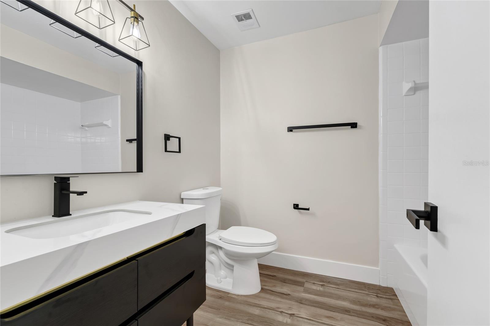 MAYFAIR - Residential