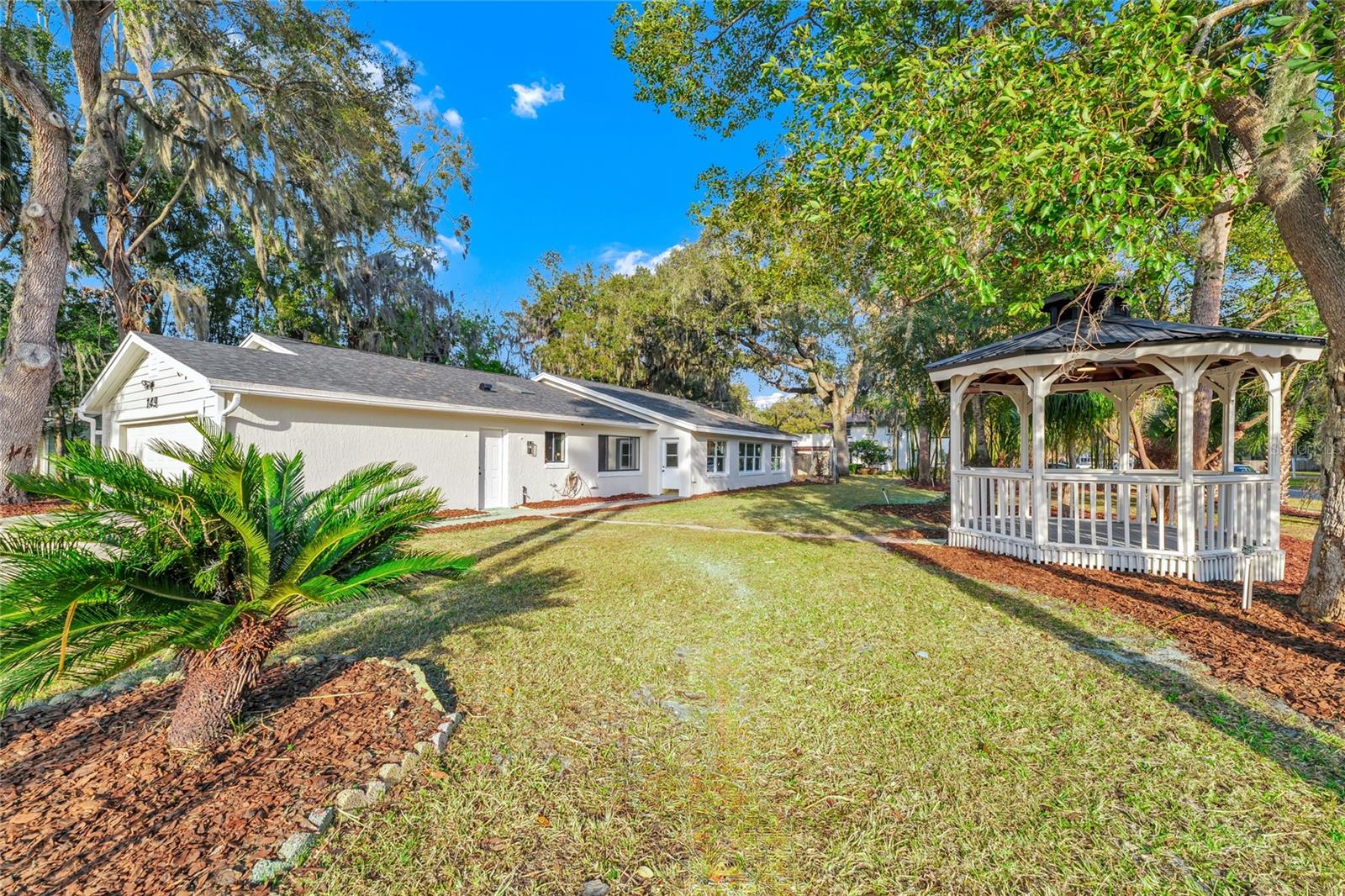 MAYFAIR - Residential