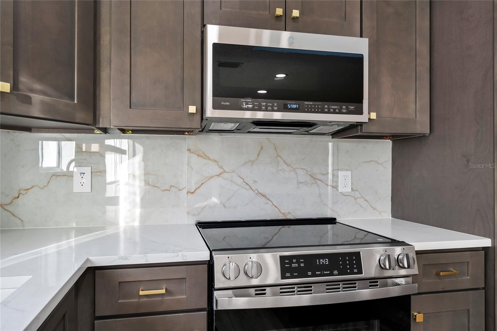 MAYFAIR - Residential