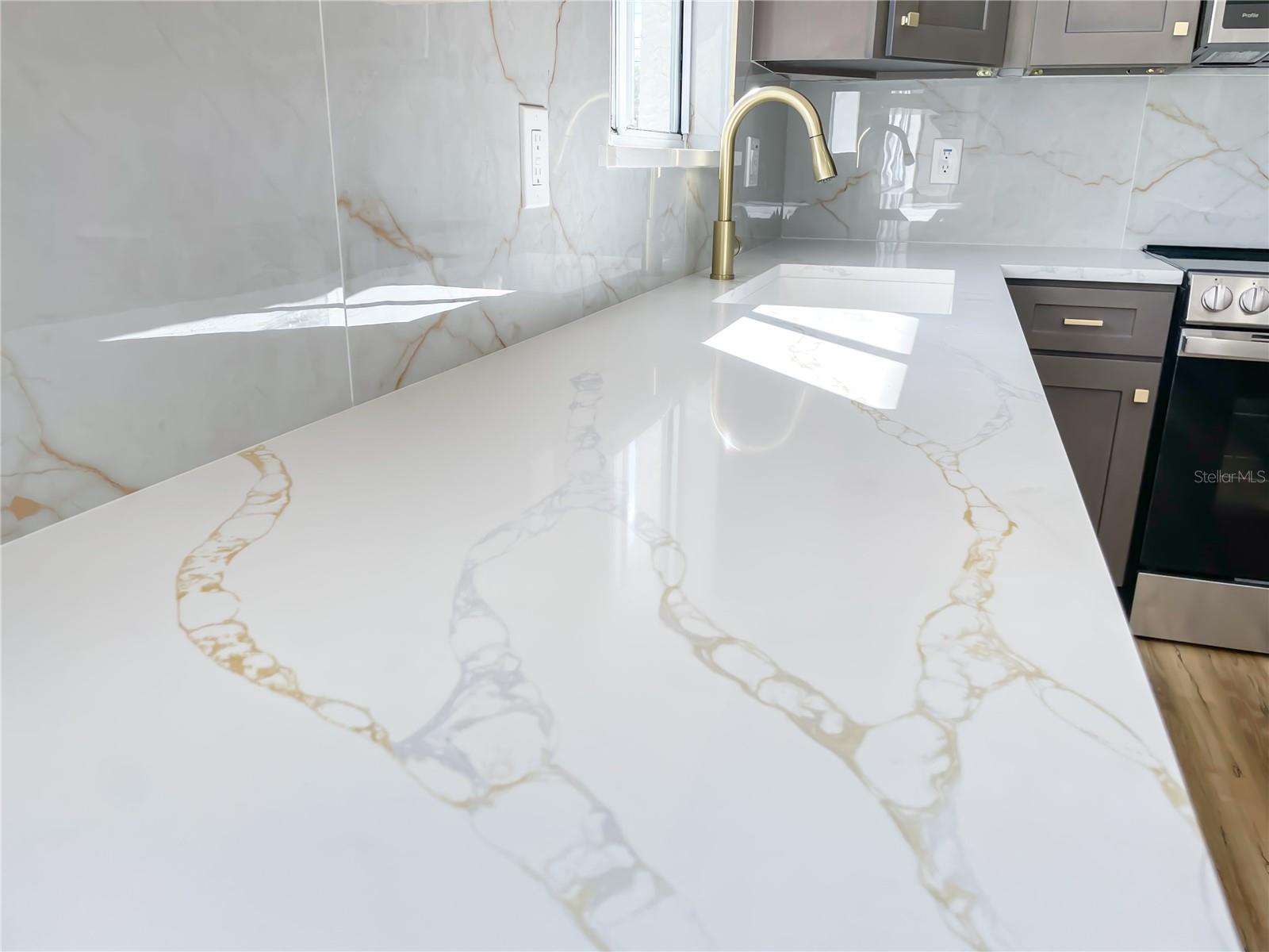 MAYFAIR - Residential