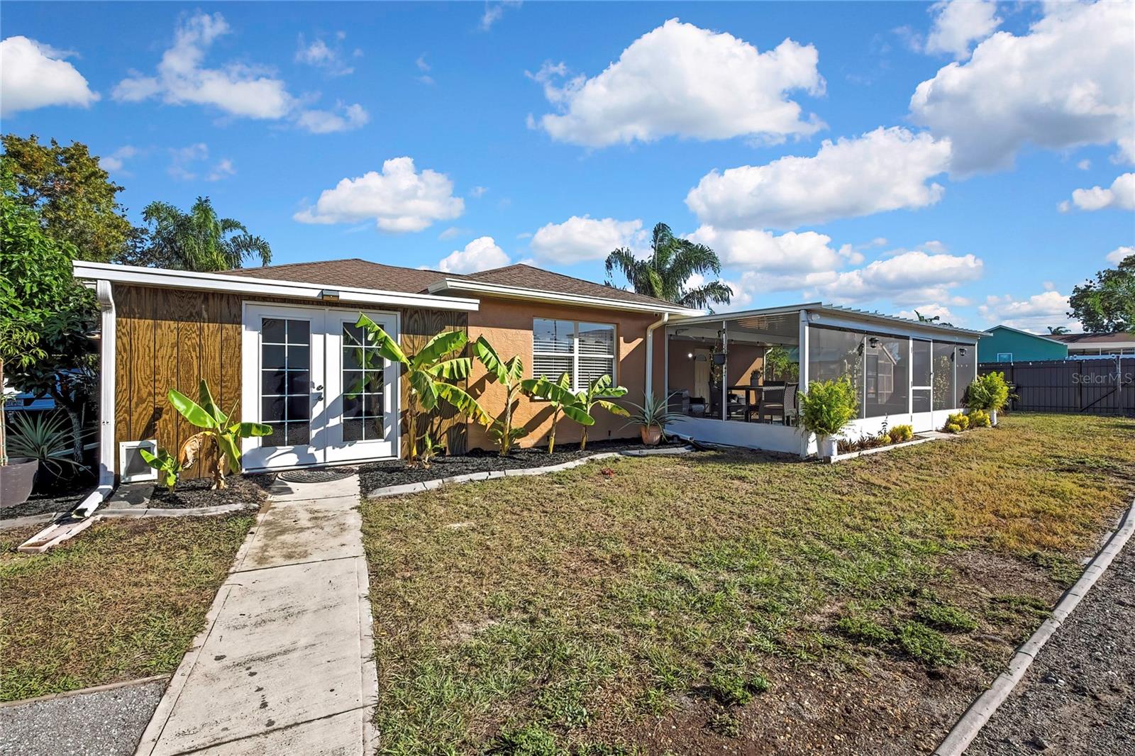 SPRING HILL - Residential