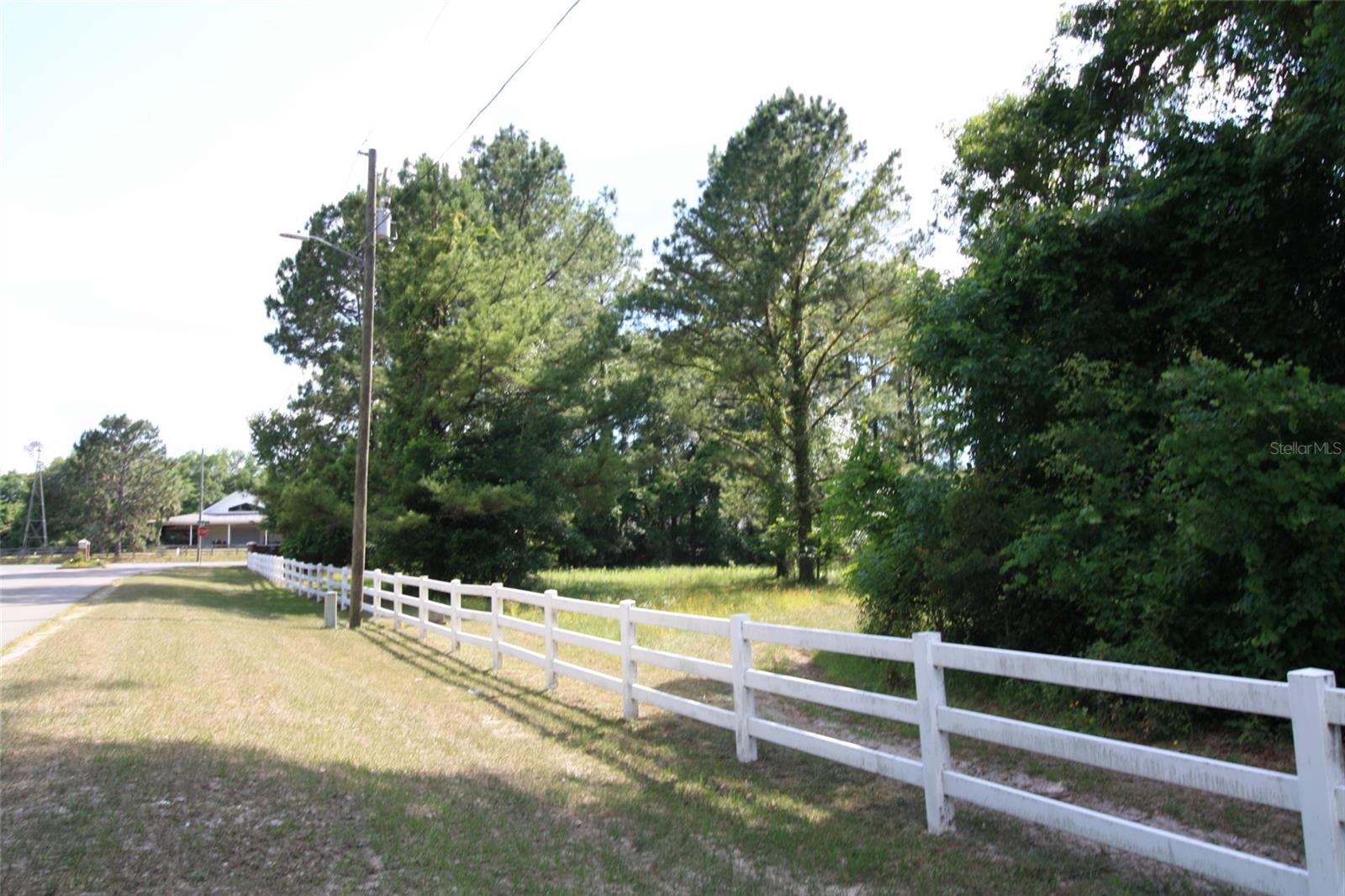 25770 W US HIGHWAY 27