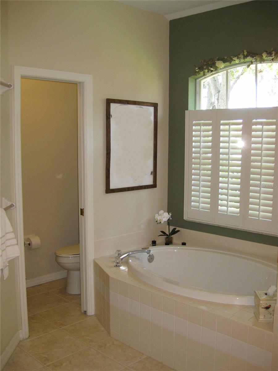 THREE OAKS UNIT 1 - Residential