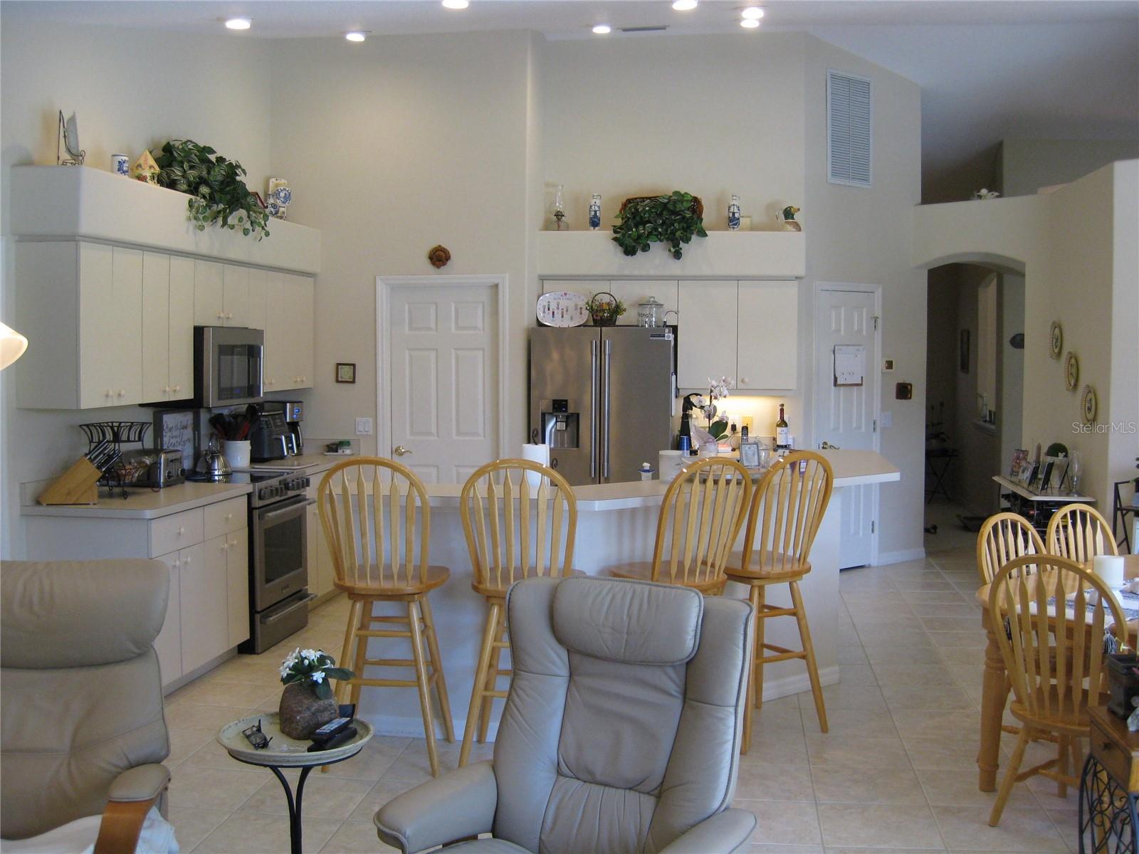 THREE OAKS UNIT 1 - Residential