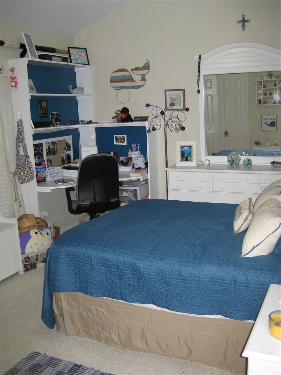 THREE OAKS UNIT 1 - Residential