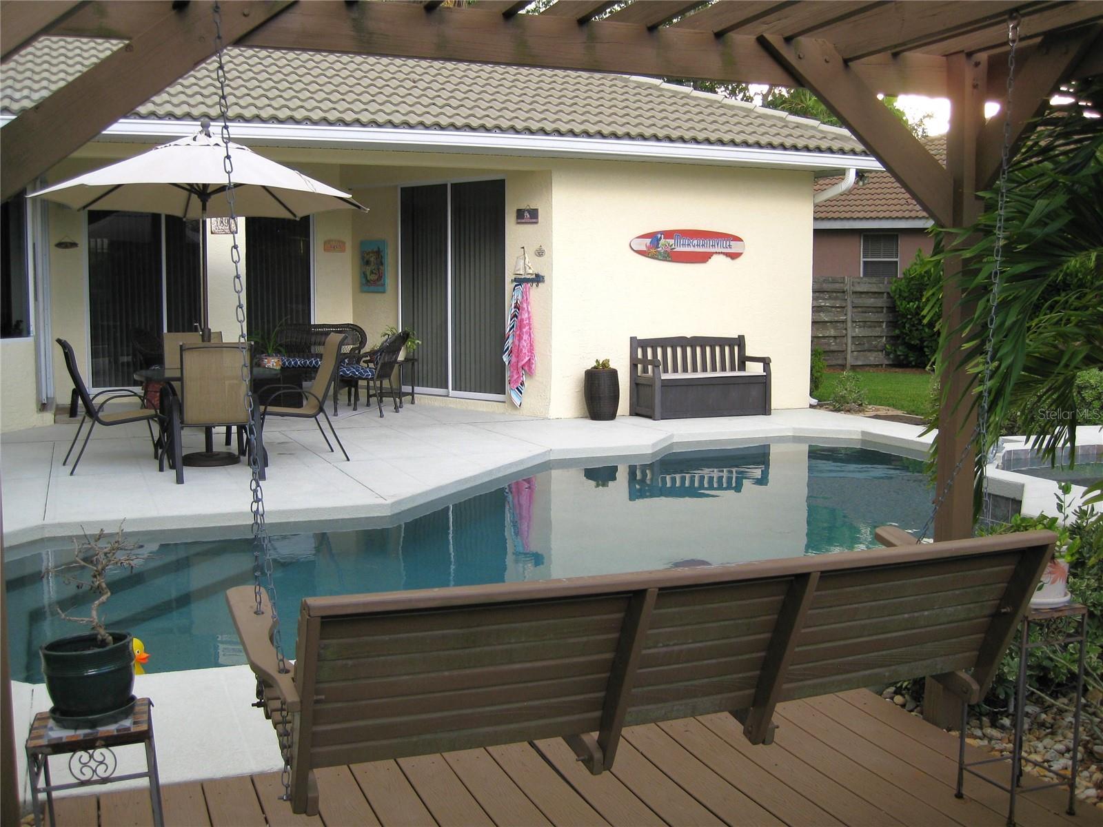 THREE OAKS UNIT 1 - Residential