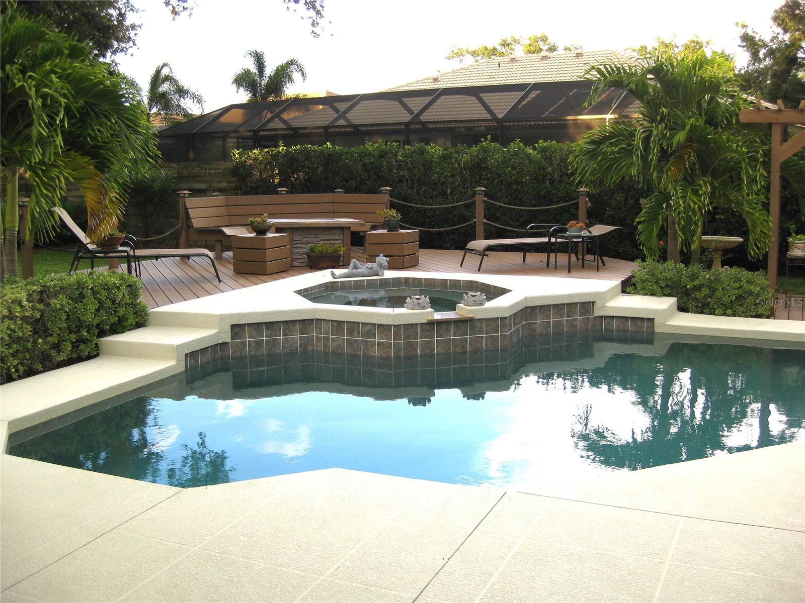 THREE OAKS UNIT 1 - Residential