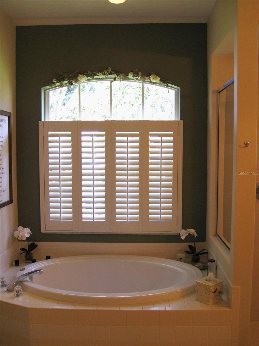 THREE OAKS UNIT 1 - Residential