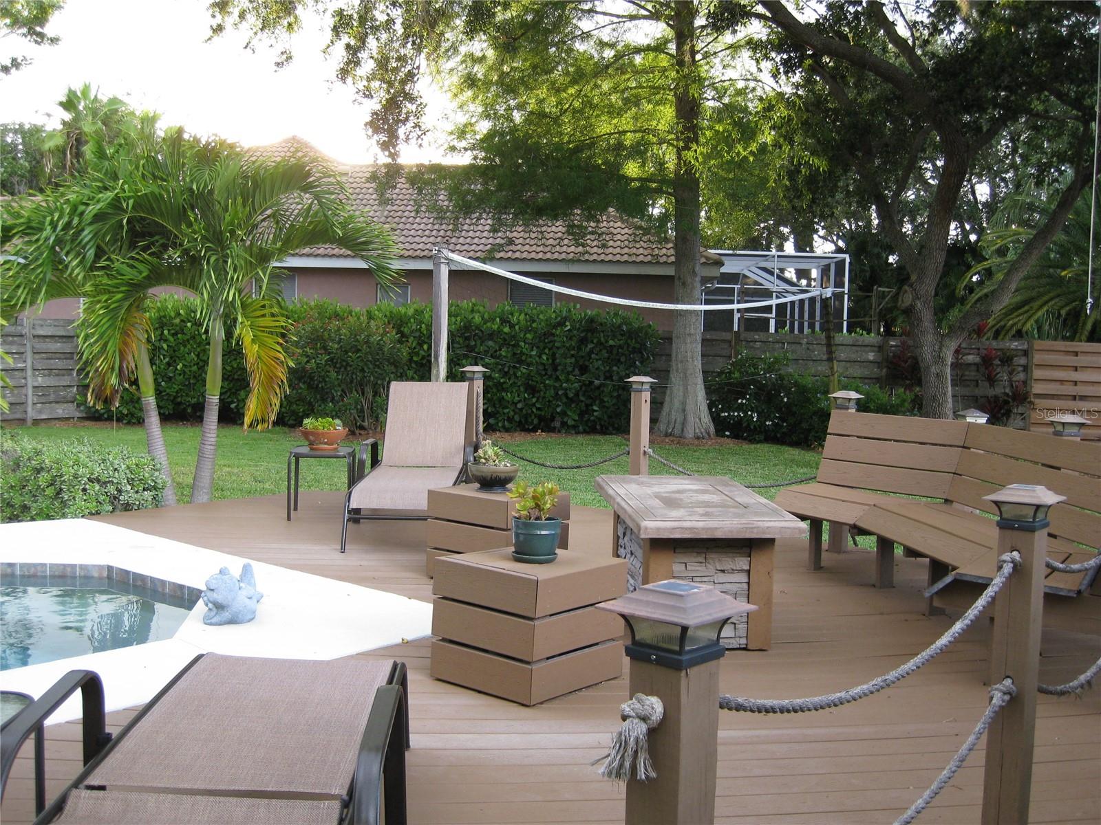 THREE OAKS UNIT 1 - Residential