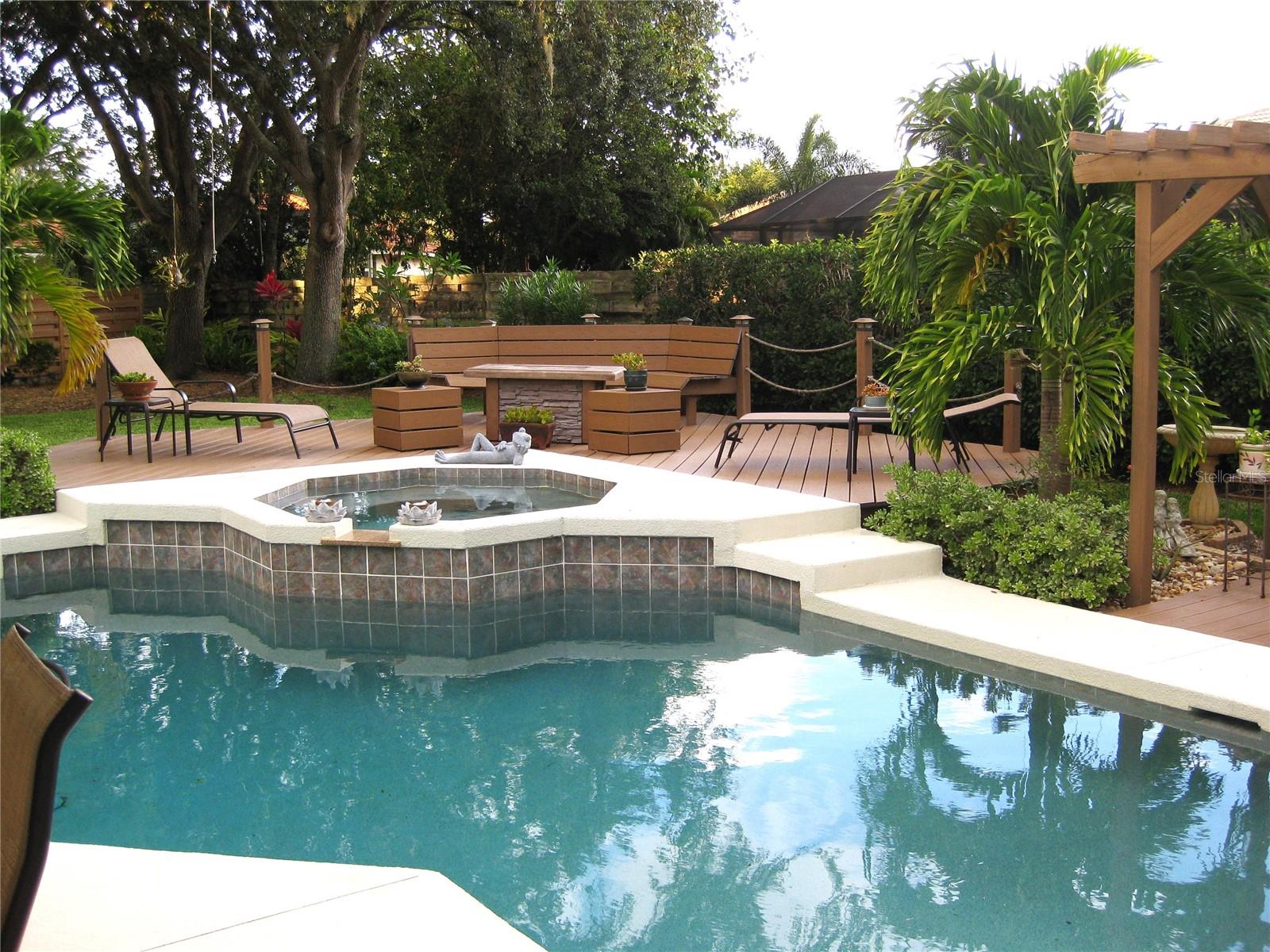 THREE OAKS UNIT 1 - Residential