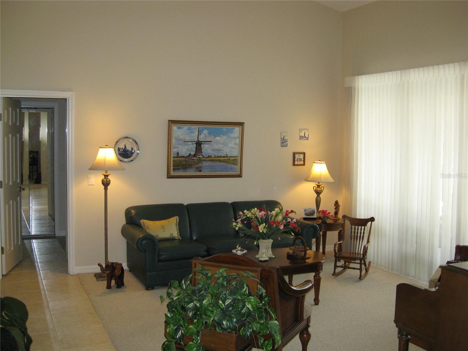 THREE OAKS UNIT 1 - Residential