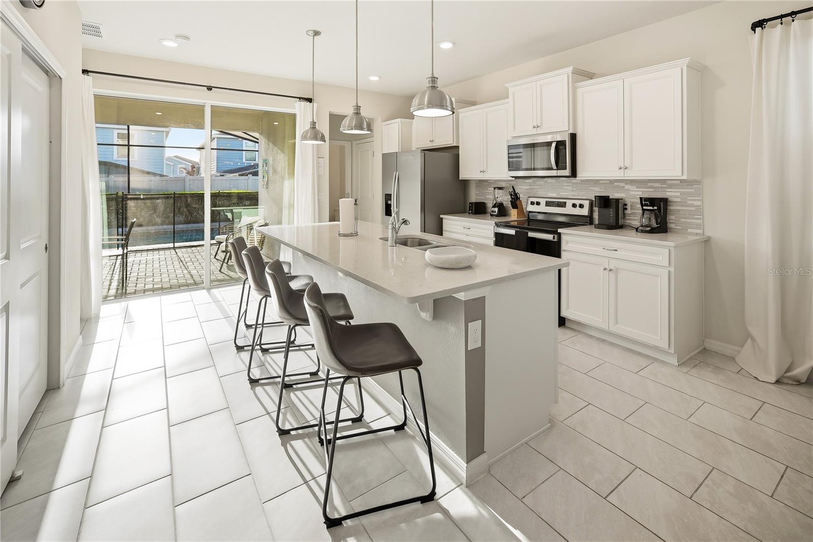 WINDSOR ISLAND RESIDENCE - Residential