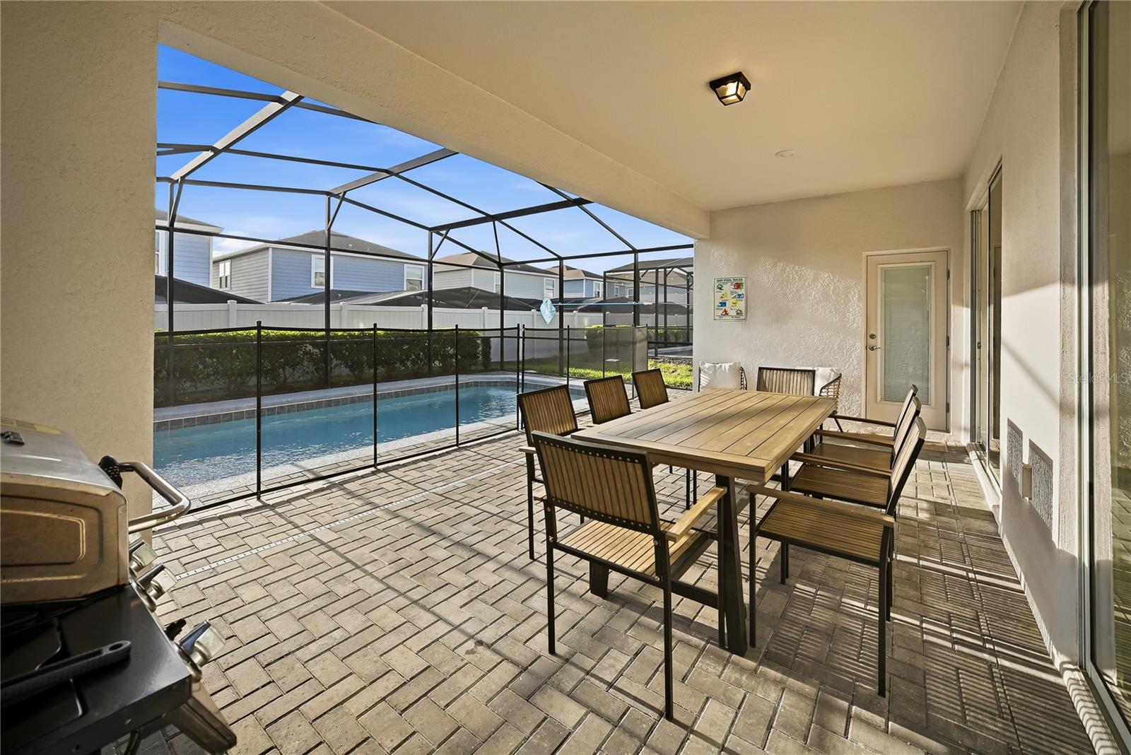 WINDSOR ISLAND RESIDENCE - Residential