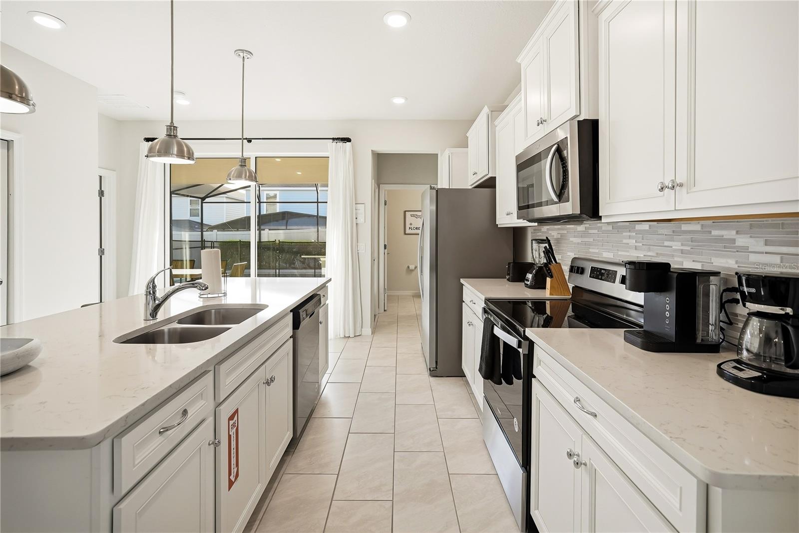 WINDSOR ISLAND RESIDENCE - Residential