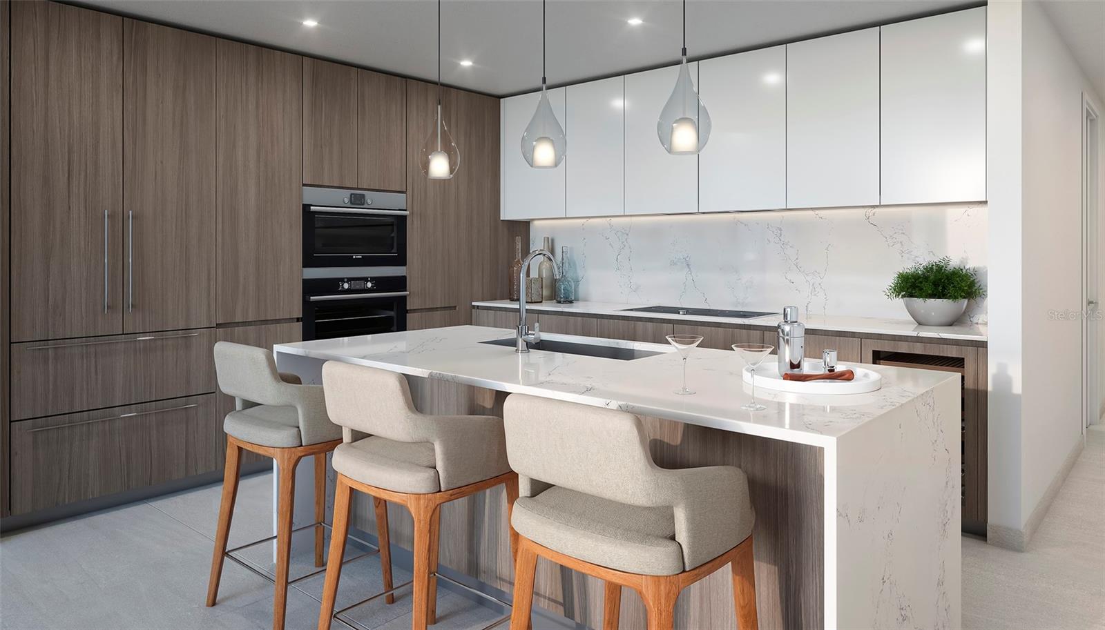 WESTSHORE YACHT CLUB, AQUA TOWER 1 - Residential