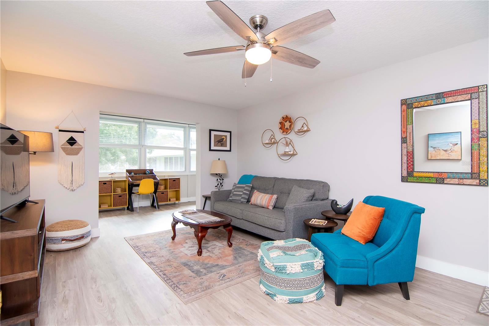 DOUGLAS ARMS - Residential