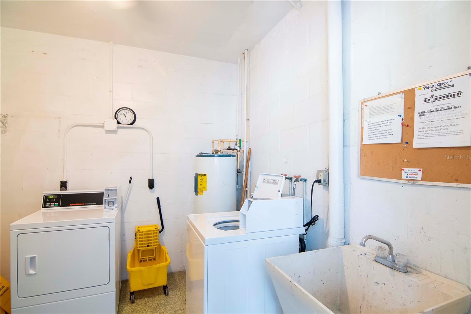 DOUGLAS ARMS - Residential