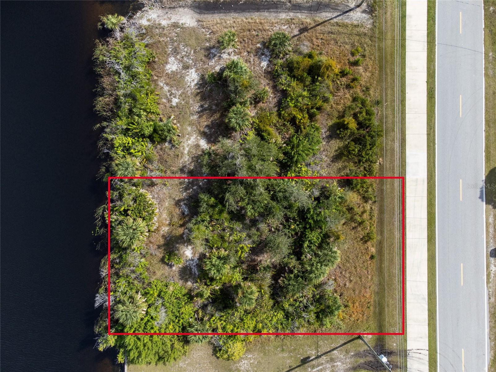 PORT CHARLOTTE SEC 082 - Land