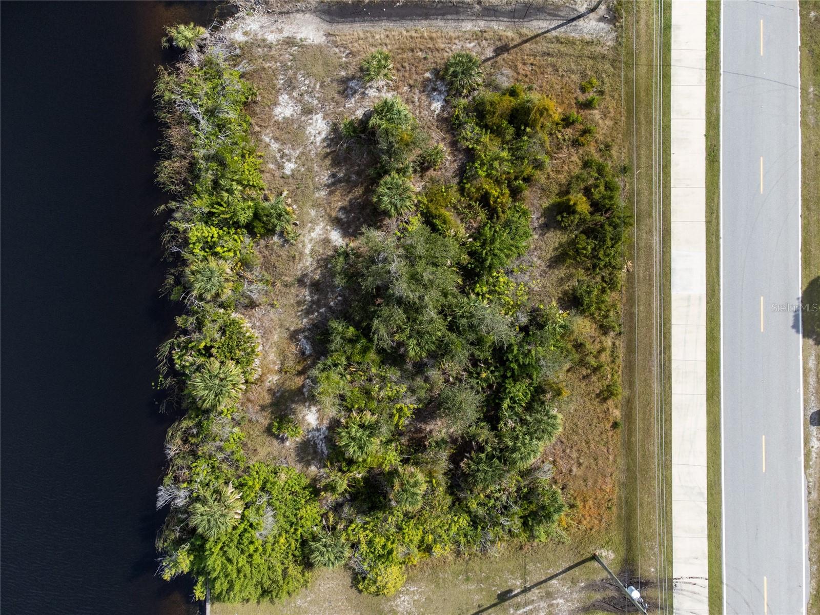 PORT CHARLOTTE SEC 082 - Land