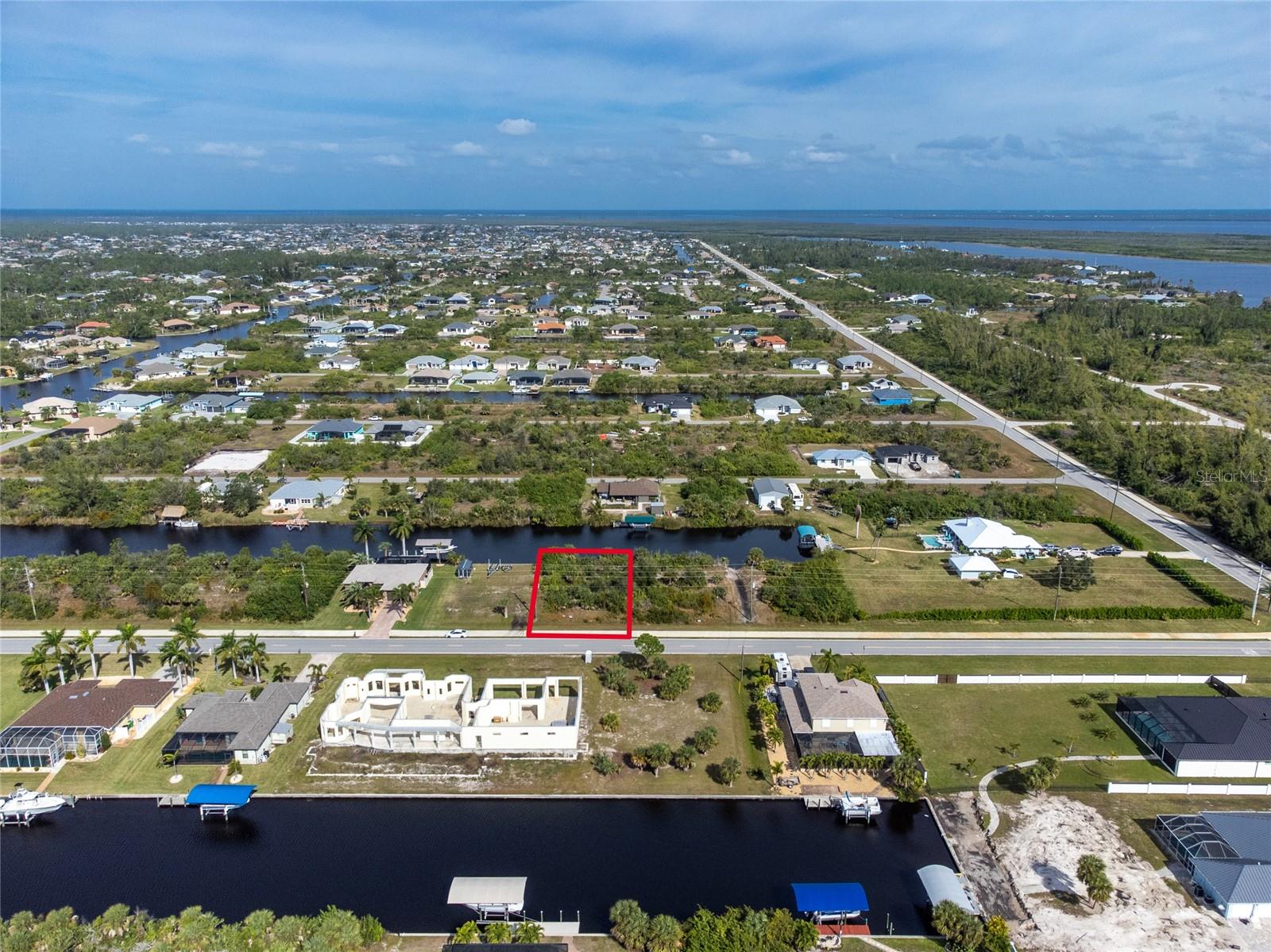 PORT CHARLOTTE SEC 082 - Land