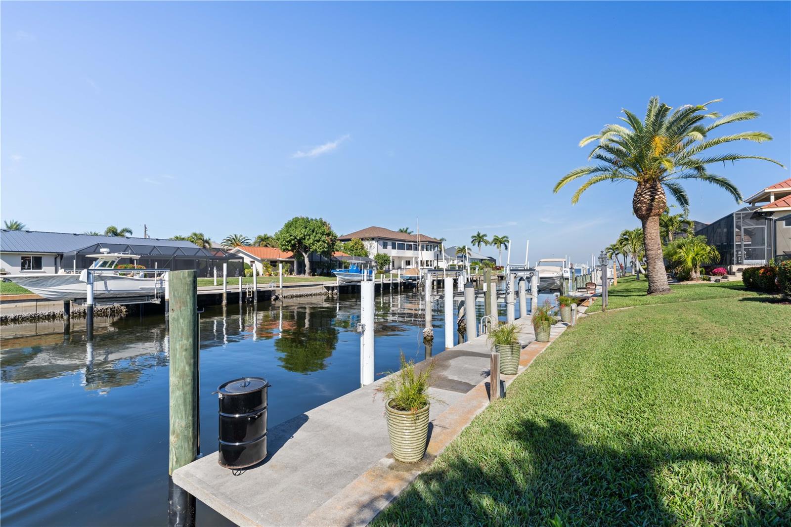 PUNTA GORDA ISLES SEC 04 - Residential