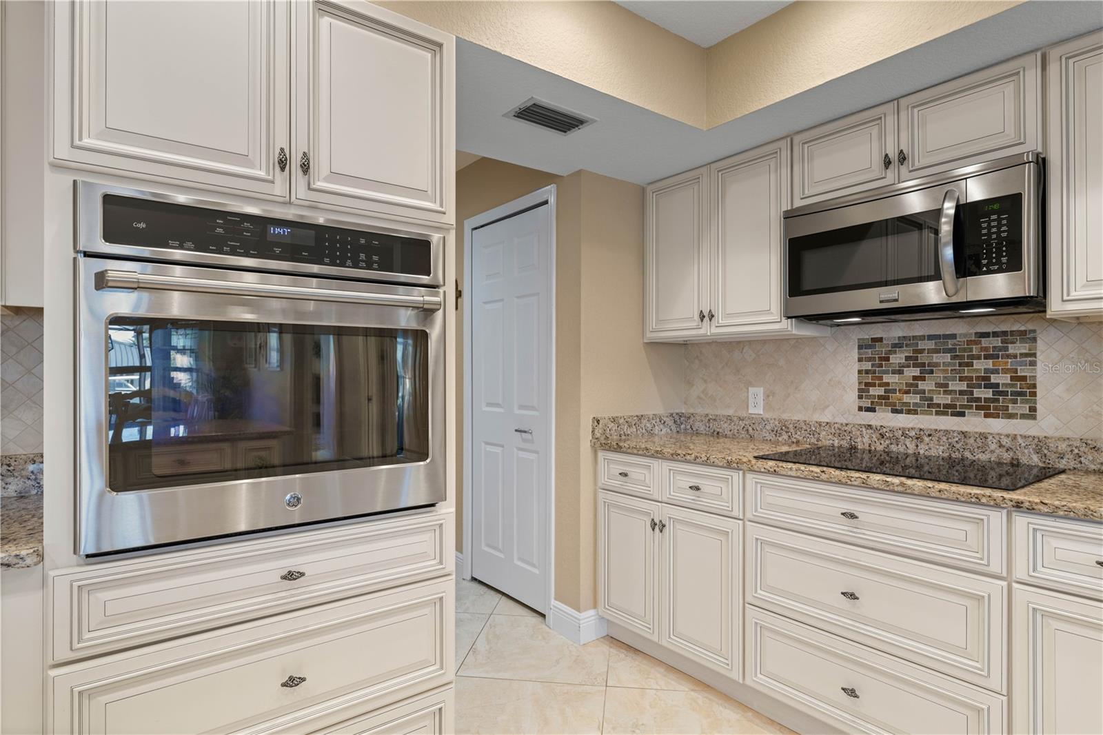 PUNTA GORDA ISLES SEC 04 - Residential