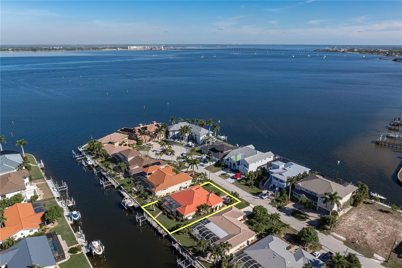 PUNTA GORDA ISLES SEC 04 - Residential