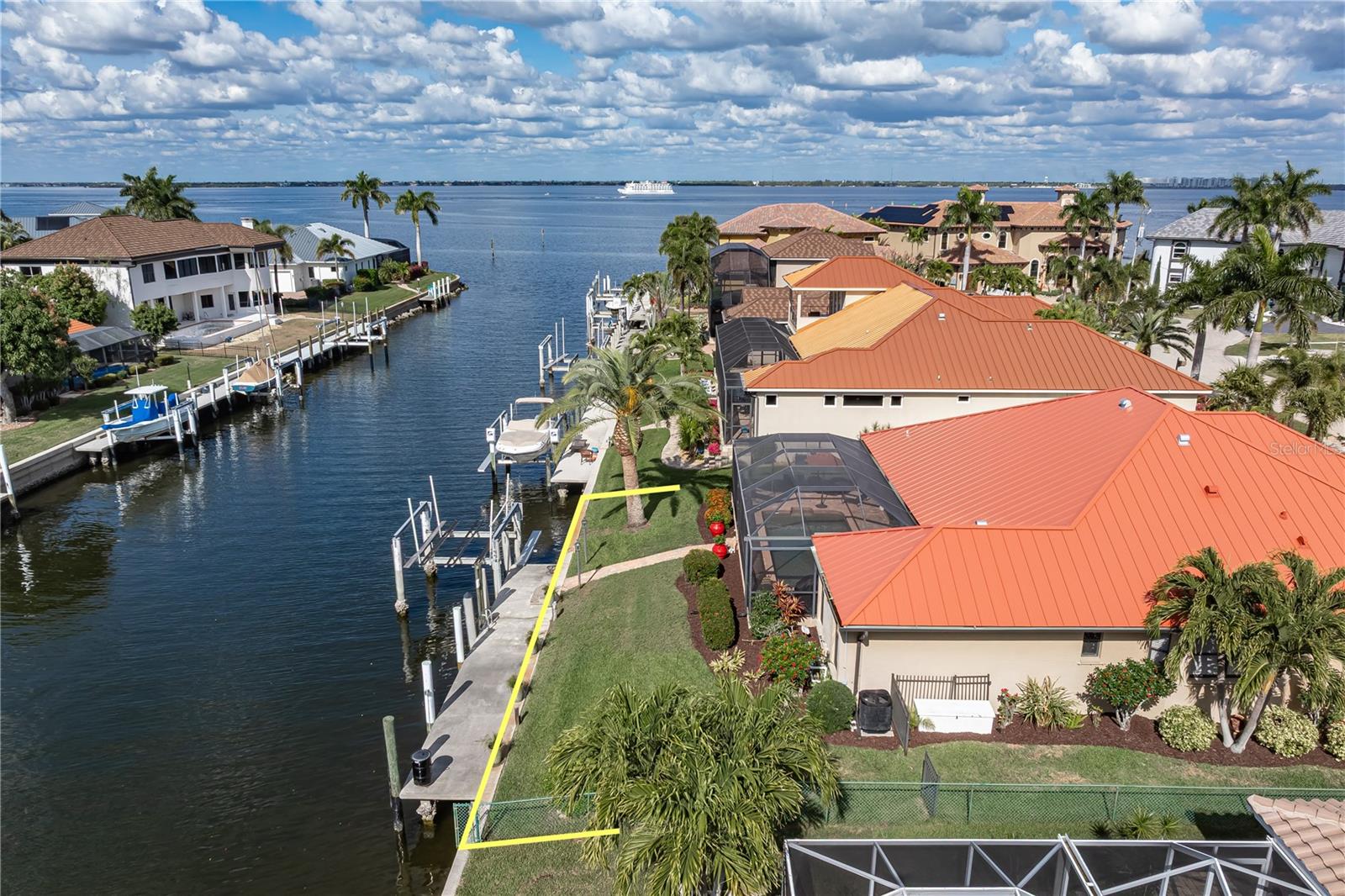 2150 PALM TREE DRIVE