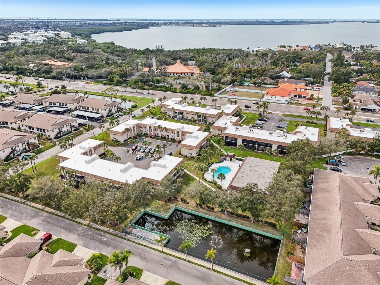 SABAL PALM GARDENS PH I - Residential