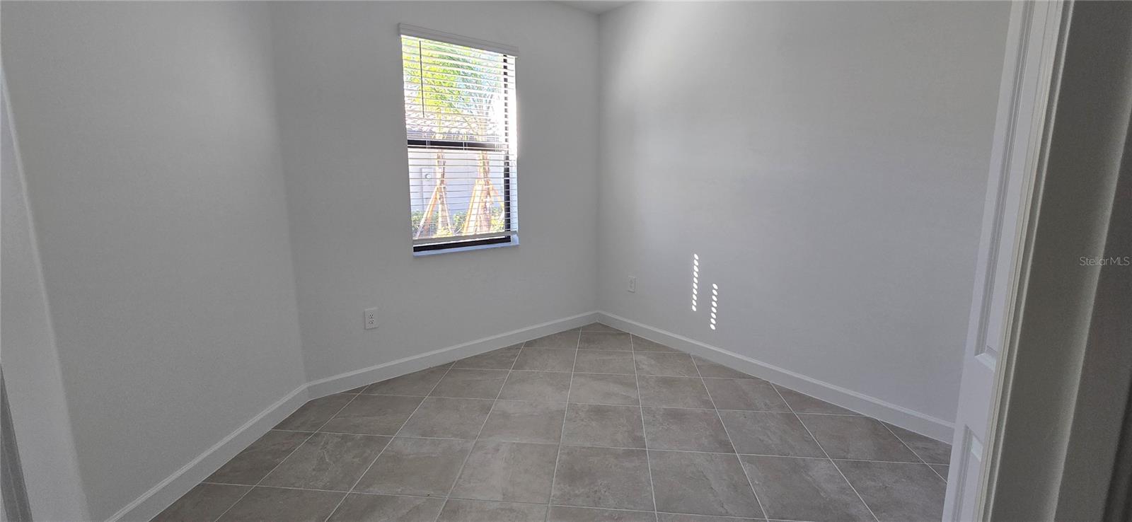 LORRAINE LAKES PH IIA - Residential Lease